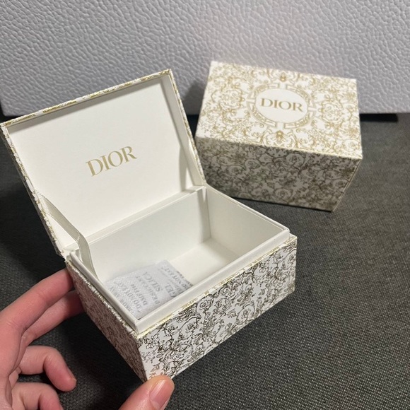 Dior • Small Jewelry Box - Picture 4 of 4